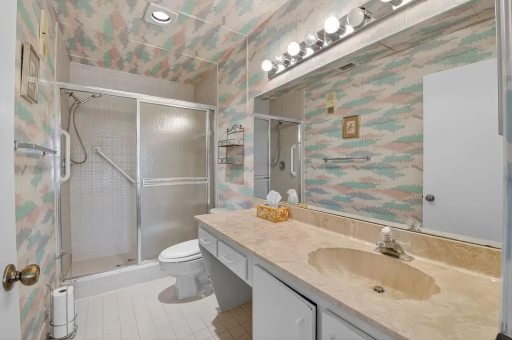 10279 N Circle Lake Drive Boynton Beach FL 33437