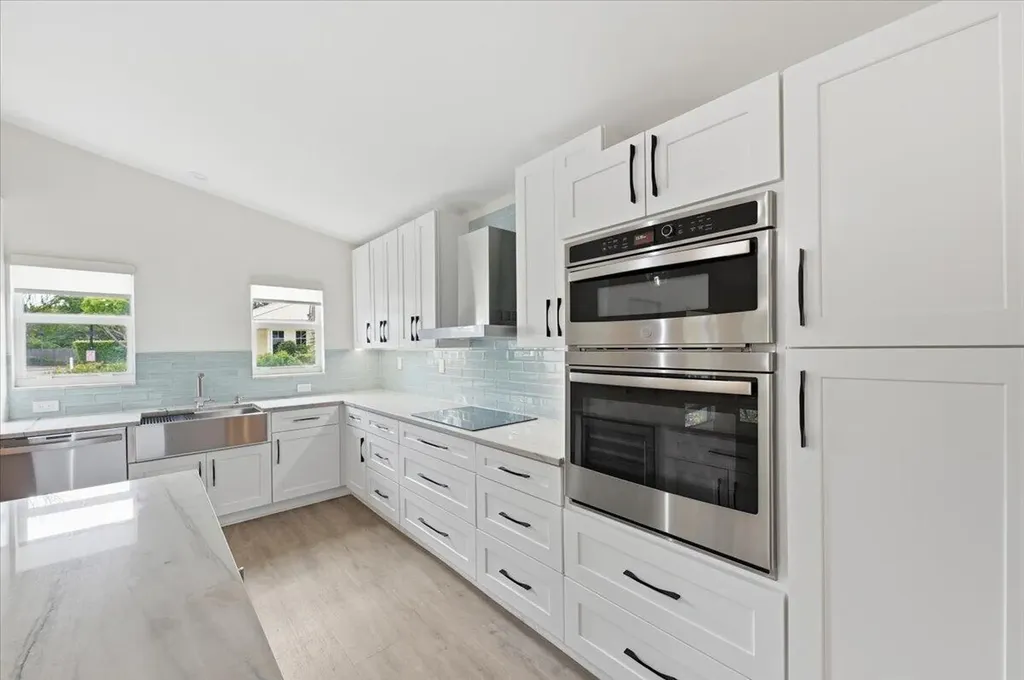 530 NE 3rd Avenue Delray Beach FL 33444