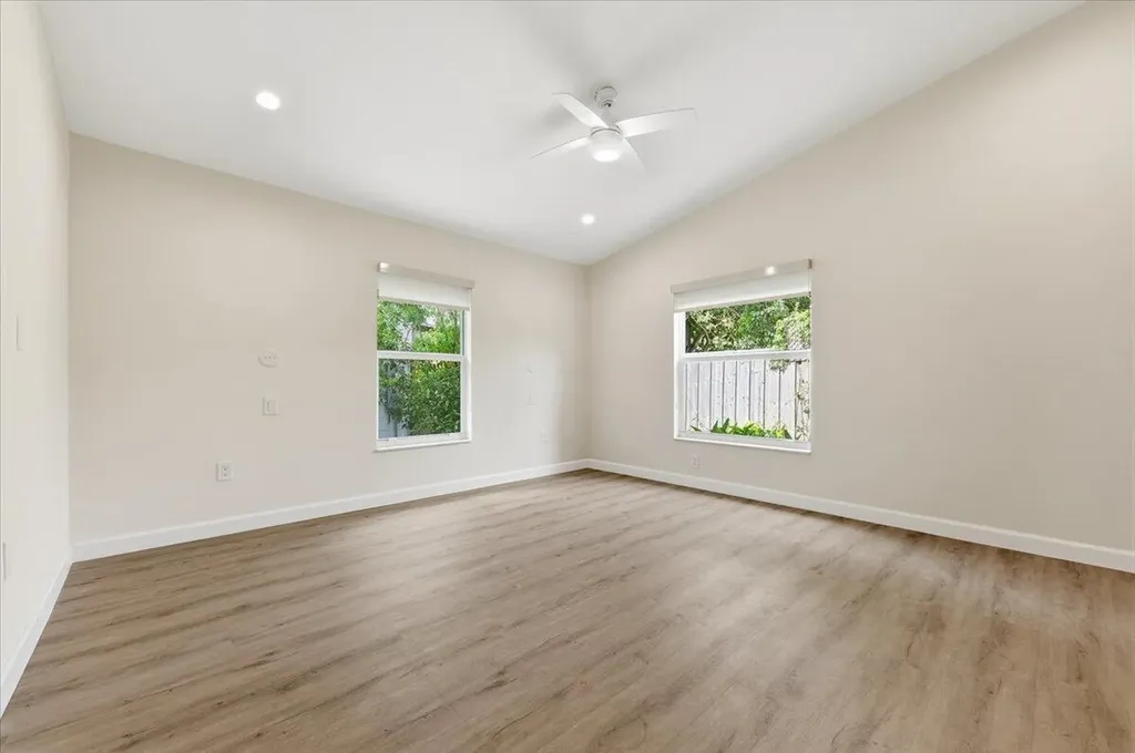 530 NE 3rd Avenue Delray Beach FL 33444