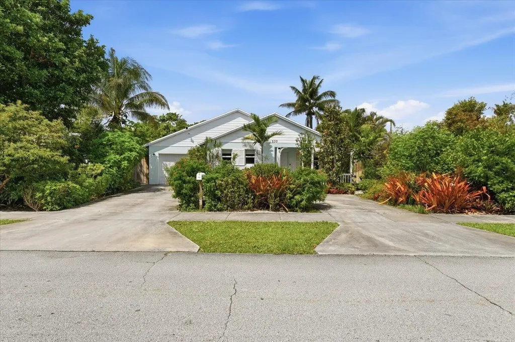 530 NE 3rd Avenue Delray Beach FL 33444