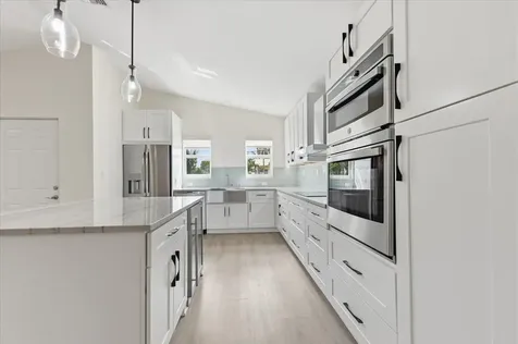 530 NE 3rd Avenue Delray Beach FL 33444