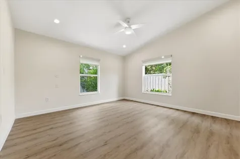 530 NE 3rd Avenue Delray Beach FL 33444