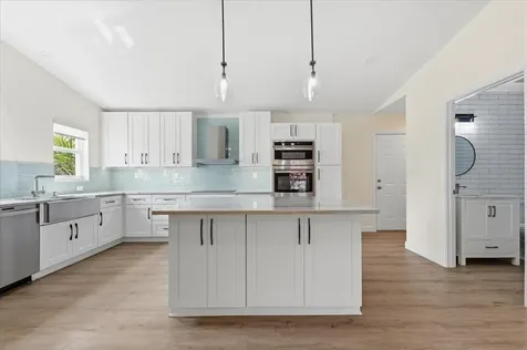 530 NE 3rd Avenue Delray Beach FL 33444