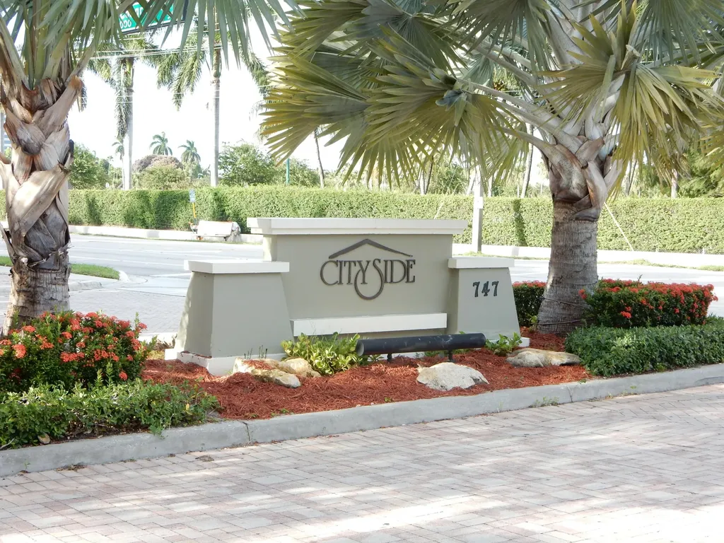 960 Millbrae Court West Palm Beach FL 33401