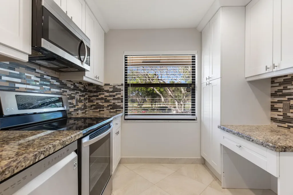 21851 Arriba Real Boca Raton FL 33433