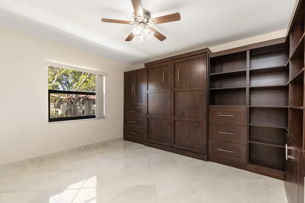 21851 Arriba Real Boca Raton FL 33433