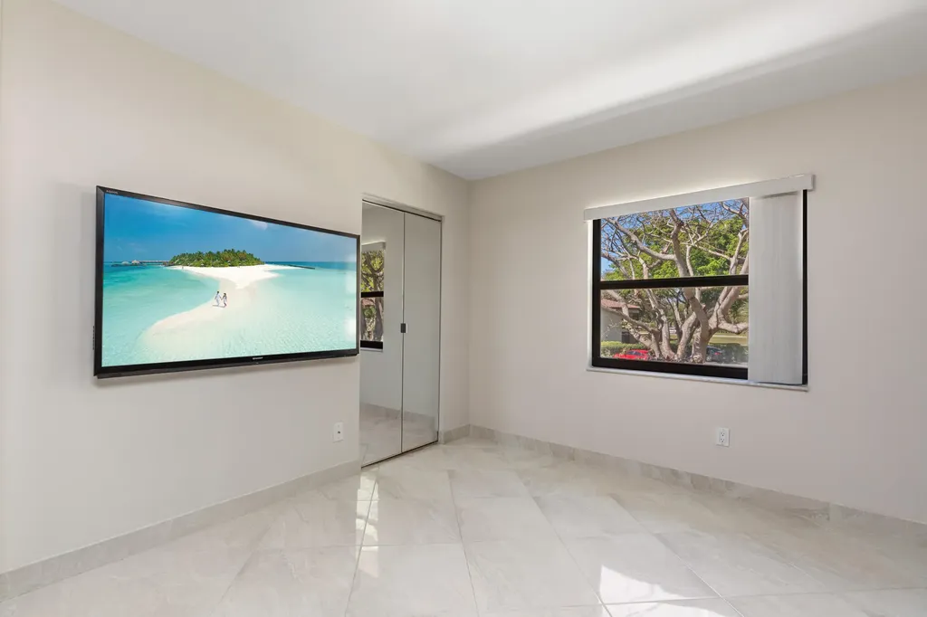 21851 Arriba Real Boca Raton FL 33433