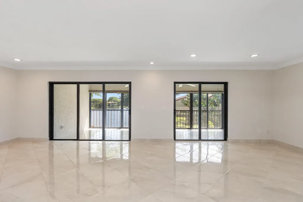 21851 Arriba Real Boca Raton FL 33433