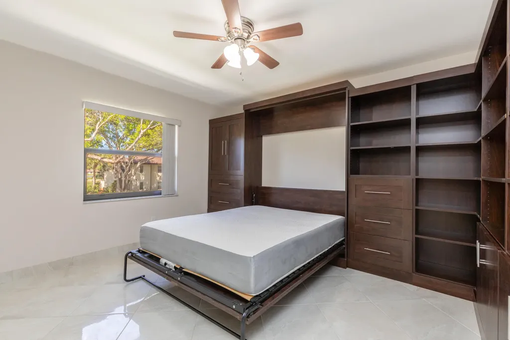 21851 Arriba Real Boca Raton FL 33433
