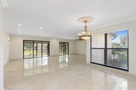 21851 Arriba Real Boca Raton FL 33433