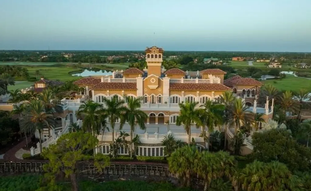 140 SE Bella Strano Port St Lucie FL 34984