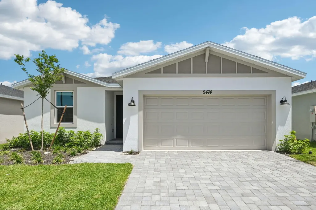 5474 Hampton Park Circle Vero Beach FL 32966