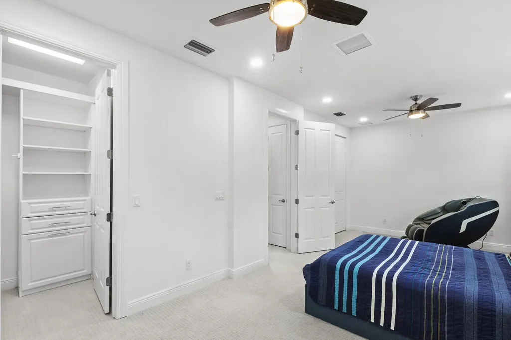 613 Windward Circle N Boynton Beach FL 33435
