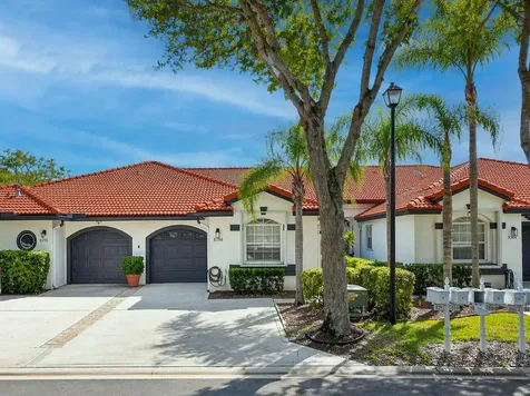 8298 Via Di Veneto Boca Raton FL 33496