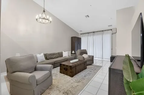 8298 Via Di Veneto Boca Raton FL 33496