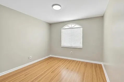 8298 Via Di Veneto Boca Raton FL 33496