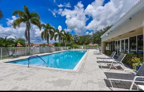 8298 Via Di Veneto Boca Raton FL 33496
