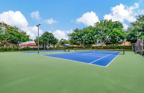 8298 Via Di Veneto Boca Raton FL 33496