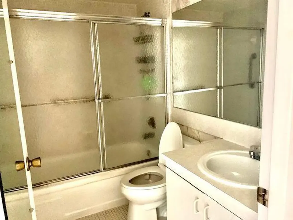 3063 Ainslie D Boca Raton FL 33434