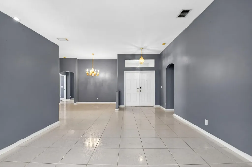 6778 Las Colinas Street Lake Worth FL 33463