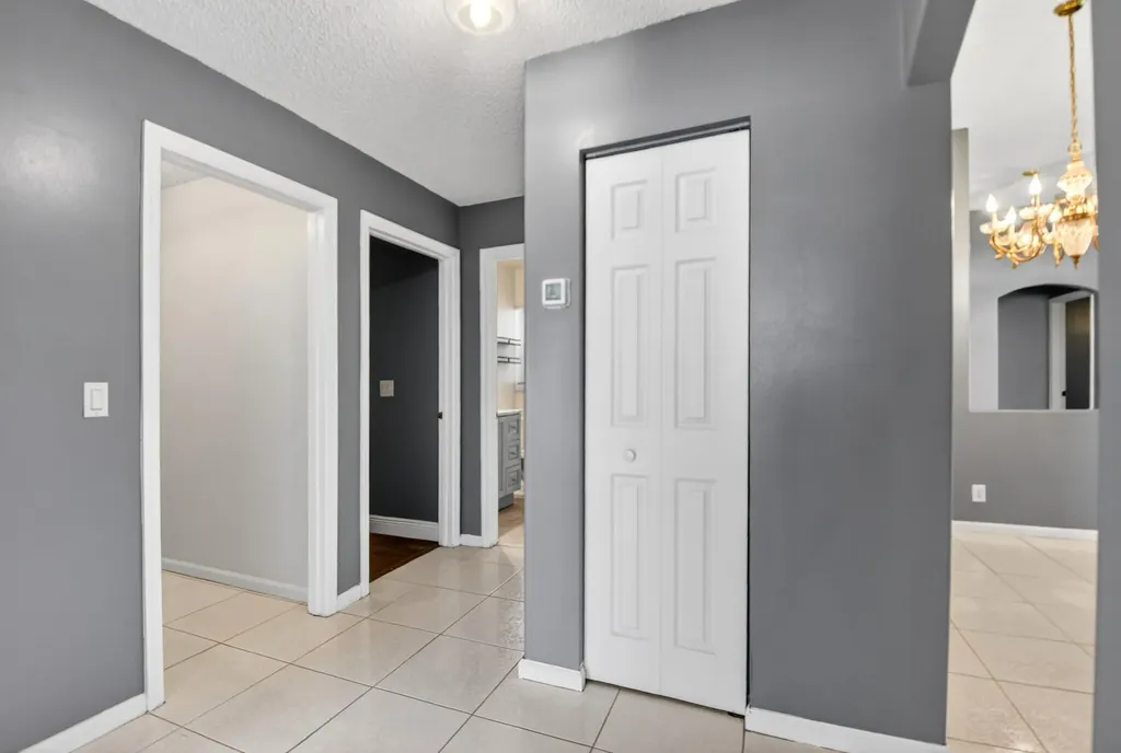 6778 Las Colinas Street Lake Worth FL 33463