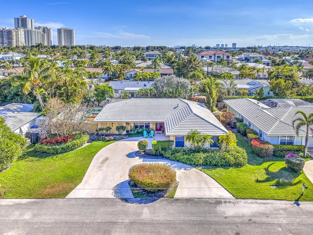 1191 Emerald Drive Singer Island FL 33404