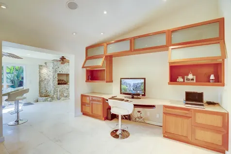 1191 Emerald Drive Singer Island FL 33404