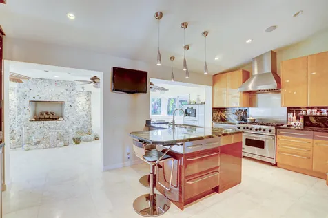 1191 Emerald Lane Singer Island FL 33404