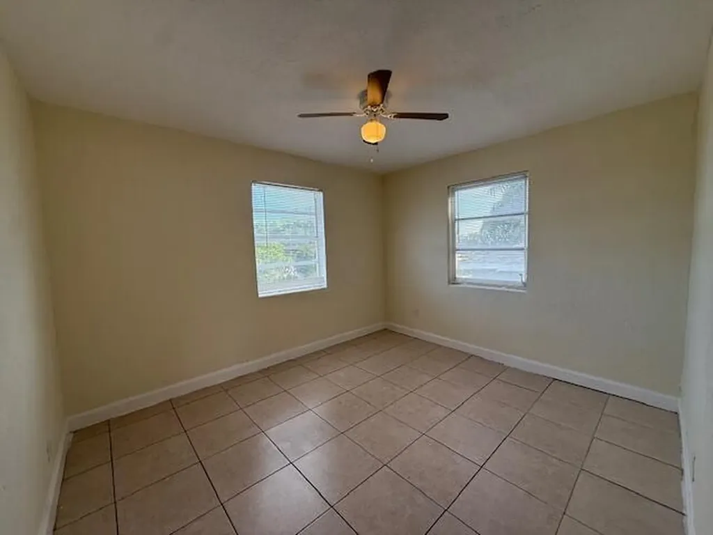 1913 Division Avenue West Palm Beach FL 33407