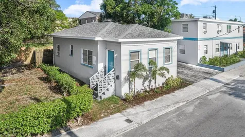 1913 Division Avenue West Palm Beach FL 33407