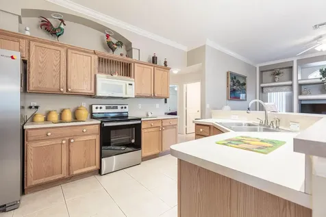 2417 SE Dogwood Avenue Port St Lucie FL 34952
