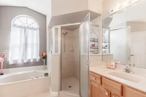 2417 SE Dogwood Avenue Port St Lucie FL 34952