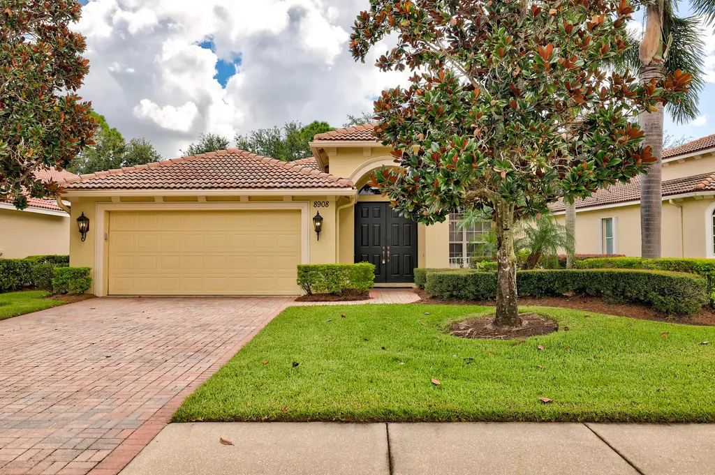 8908 Champions Way Port St Lucie FL 34986