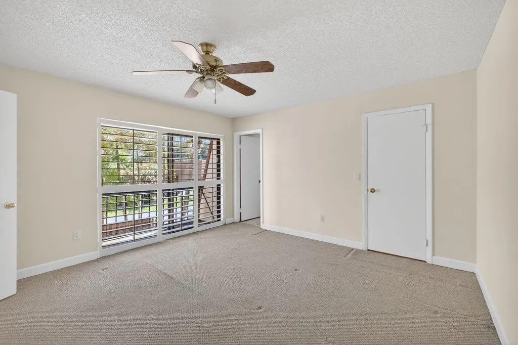 825 Center Street Jupiter FL 33458