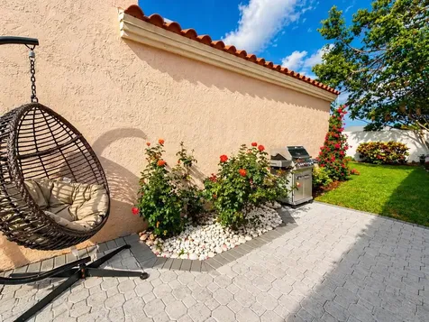 13266 Saint Tropez Circle Palm Beach Gardens FL 33410