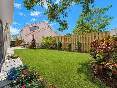 13266 Saint Tropez Circle Palm Beach Gardens FL 33410