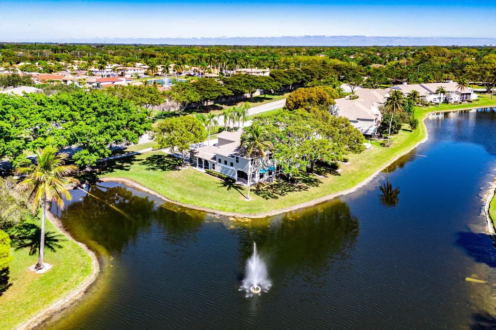 9118 Boca Gardens Parkway Boca Raton FL 33496