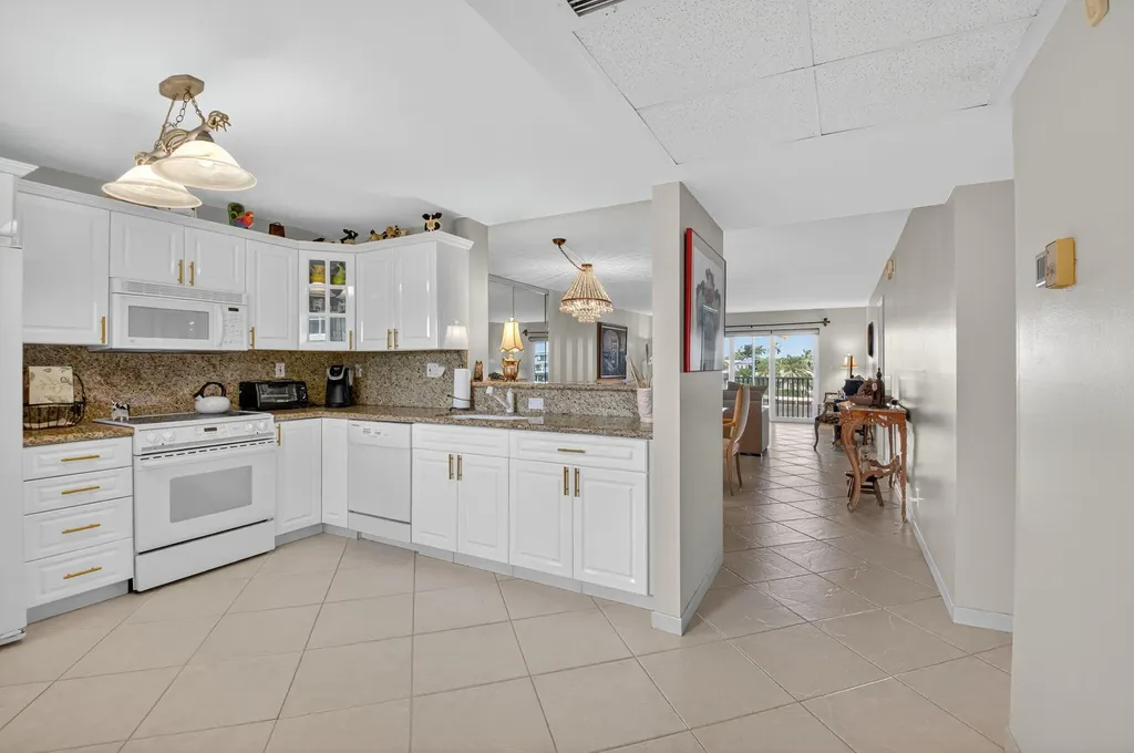 2871 N Ocean Boulevard Boca Raton FL 33431