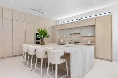 1051 NE 2nd Terrace Boca Raton FL 33432