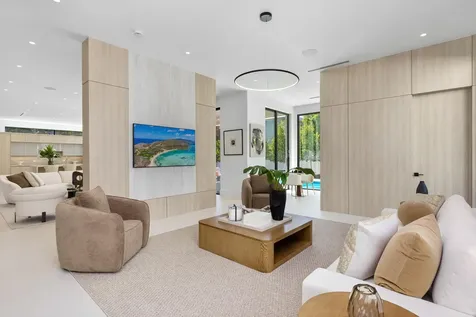 1051 NE 2nd Terrace Boca Raton FL 33432