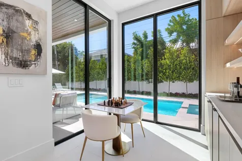 1051 NE 2nd Terrace Boca Raton FL 33432