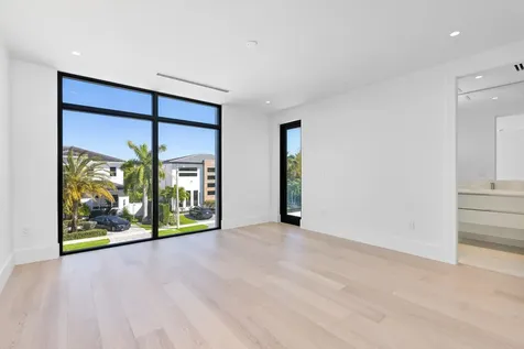 1051 NE 2nd Terrace Boca Raton FL 33432