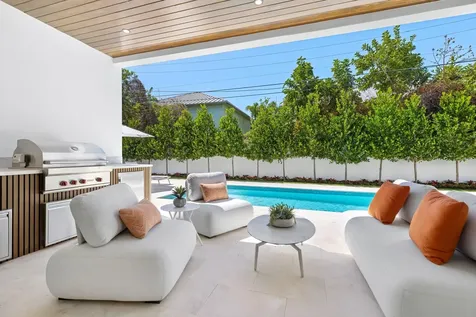 1051 NE 2nd Terrace Boca Raton FL 33432