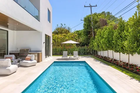 1051 NE 2nd Terrace Boca Raton FL 33432