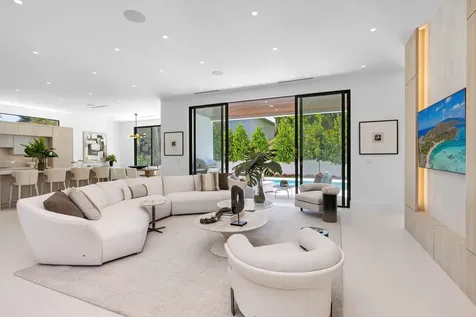1051 NE 2nd Terrace Boca Raton FL 33432