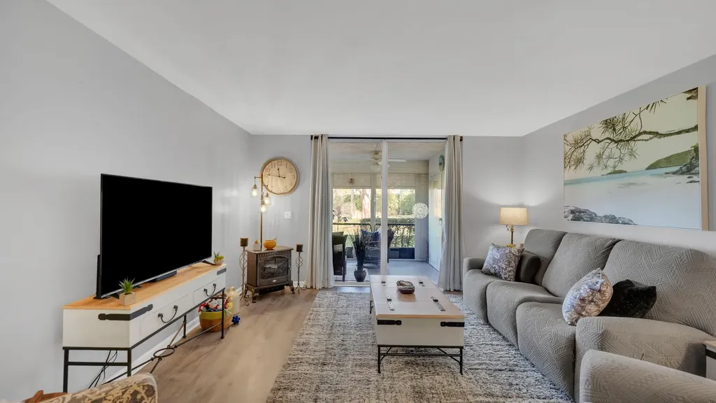 14701 Cumberland Drive Delray Beach FL 33446