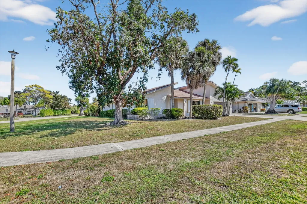 22220 Morning Glory Terrace Boca Raton FL 33433