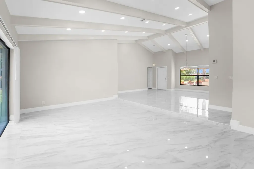 22207 Alyssum Way Boca Raton FL 33433