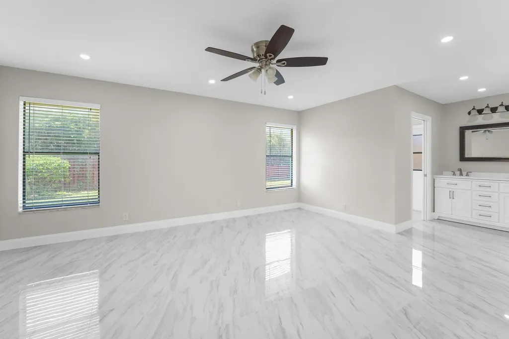 22207 Alyssum Way Boca Raton FL 33433