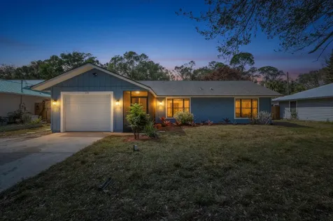 945 33rd Avenue SW Vero Beach FL 32968